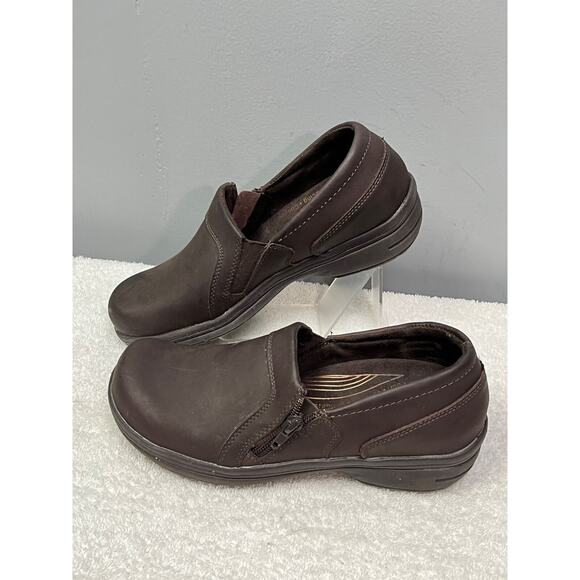 Easy Works by Easy Street clogs Womens size 7 Brown side zip slip resistant - Picture 2 of 7